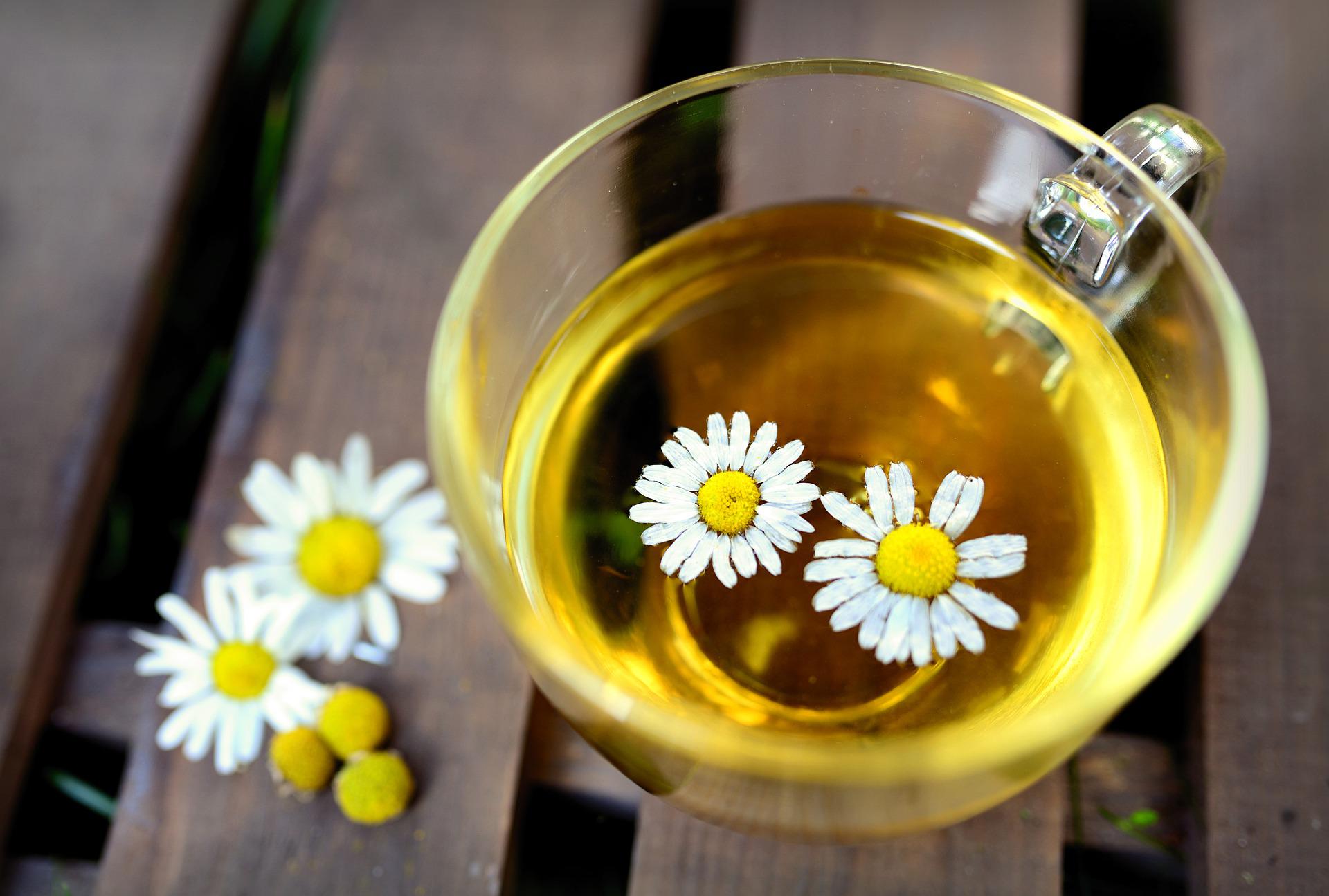 How Chamomile tea relieves pain